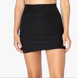 Beyond Yoga Move It Skirt size M darkest night